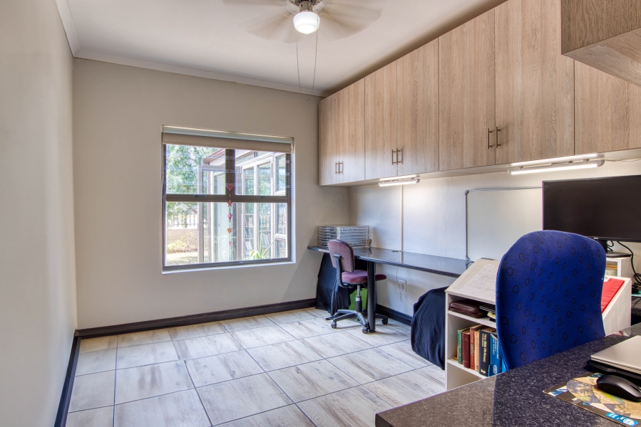 3 Bedroom Property for Sale in Fairview Golf Estate Western Cape